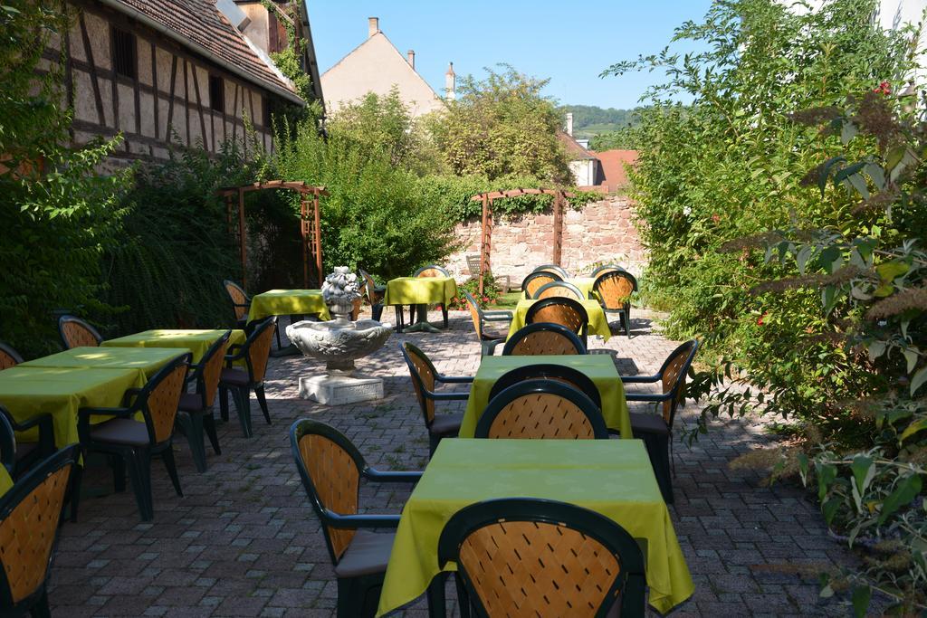 Logis Hotel Du Centre - Halte Ideale En Cyclotourisme Avec Garage A Velos Clos Molsheim Bagian luar foto